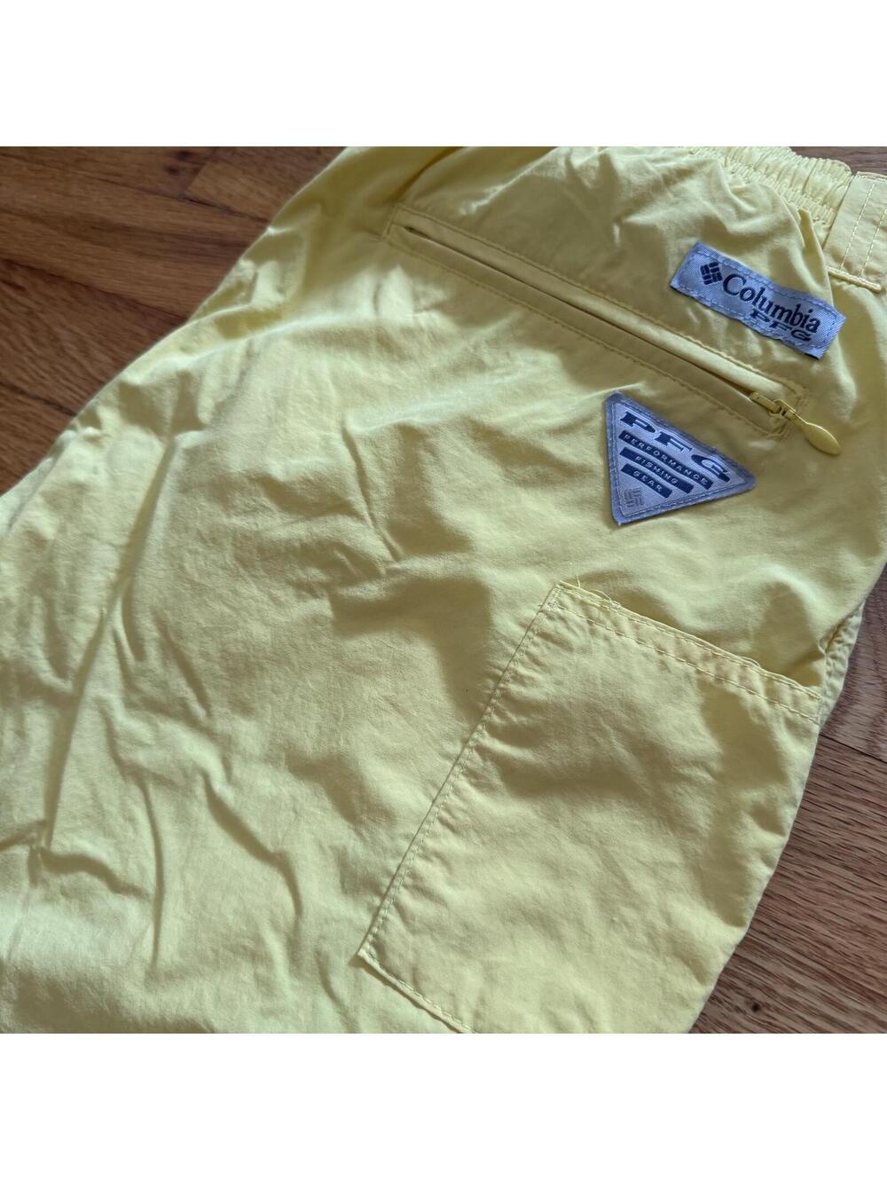 Columbia Yellow Mesh-Lined Swim Trunks Shorts Size S